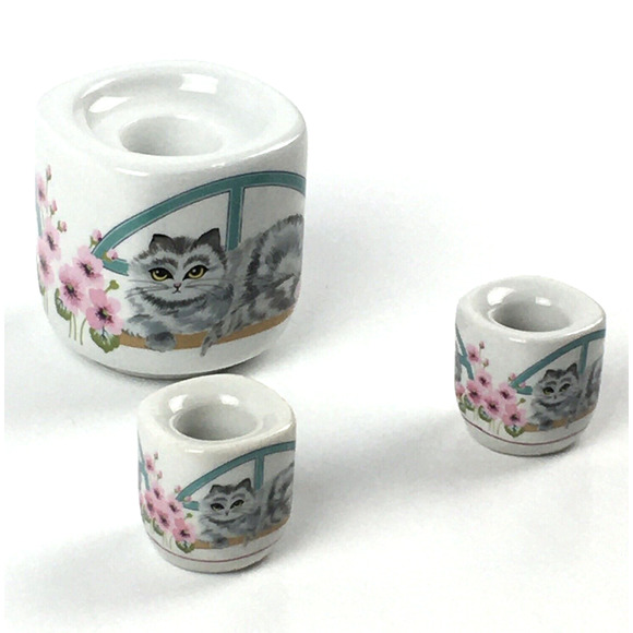 Vintage Bavarian Village Rauchert Porcelain Candle Holders Cats Sitting Flowers - Picture 1 of 12